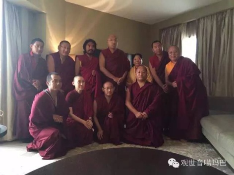 Rinpoche and Lamas visiting Karmapa